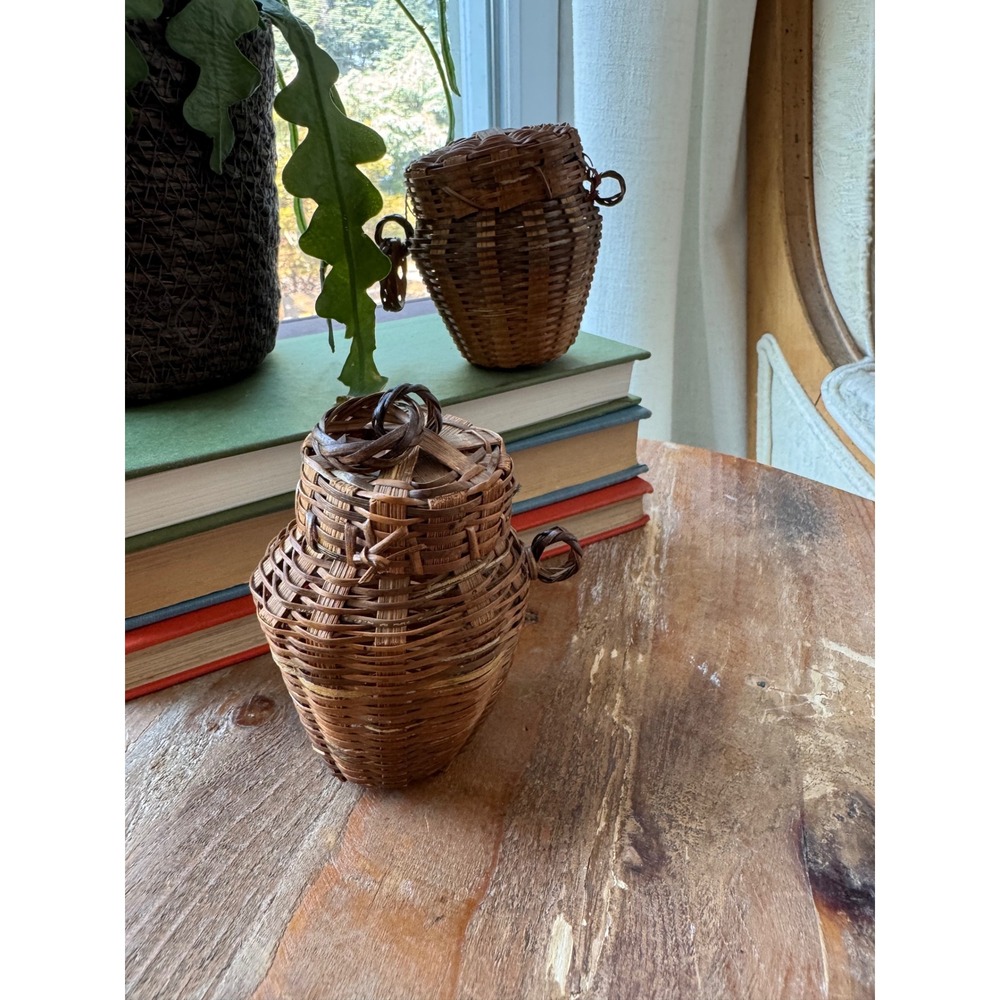 Vintage Miniature Woven Wicker Baskets with Lids Set of 2 Brown Boho Decor